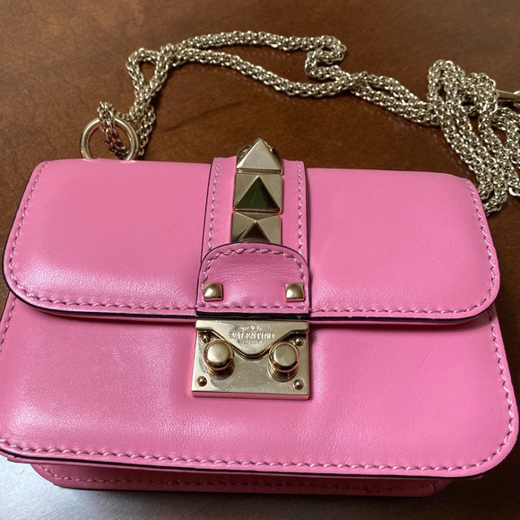SOLD - Valentino Garavani mini glam lock rockstud shoulder bag in pink - Picture 6 of 12